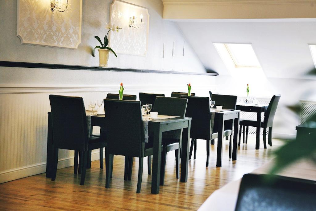 Hotel Zorza Namysłów Esterno foto