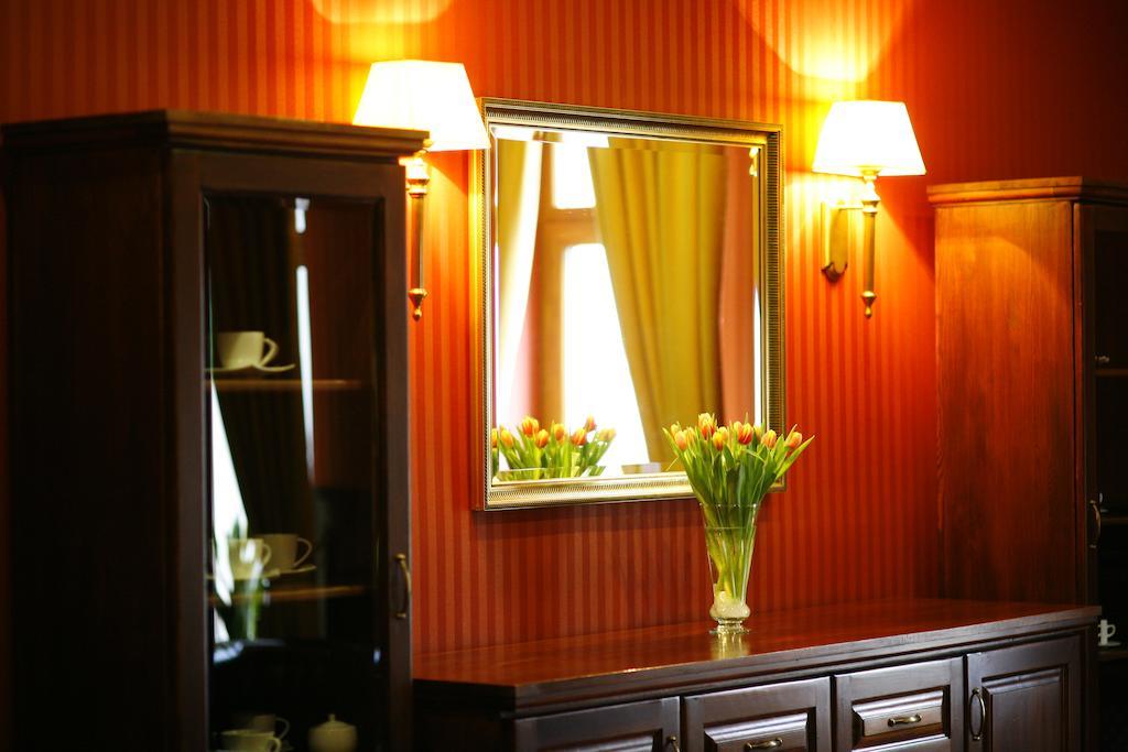 Hotel Zorza Namysłów Esterno foto