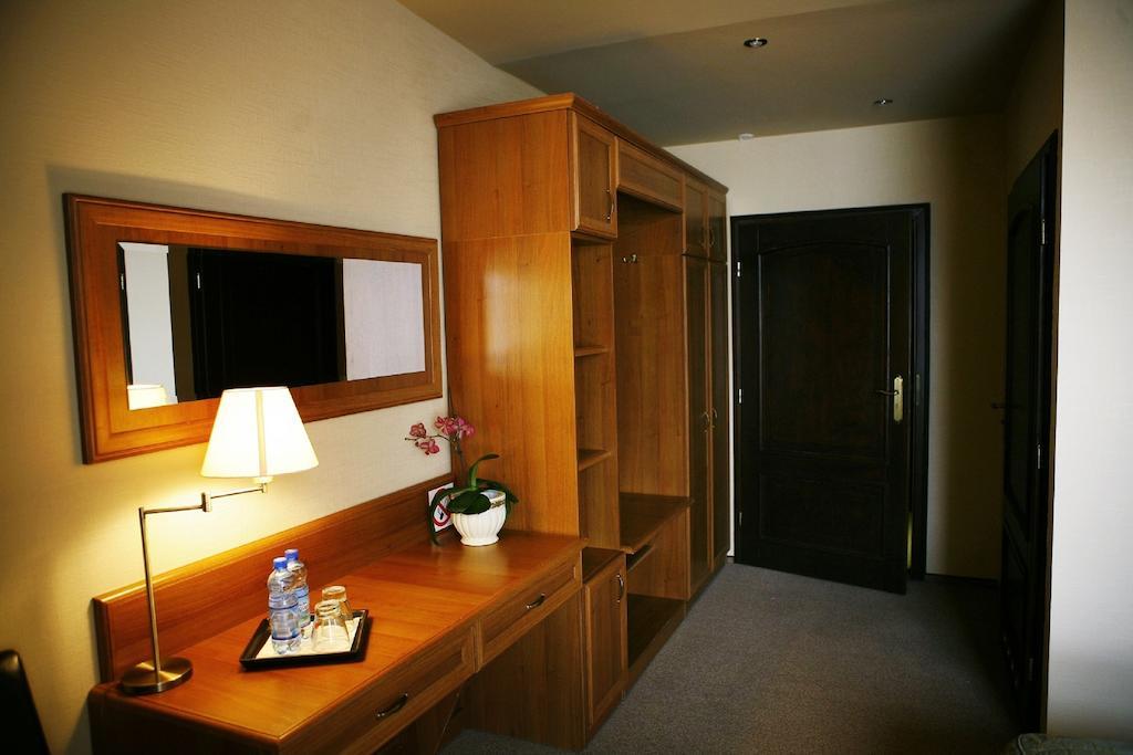 Hotel Zorza Namysłów Camera foto